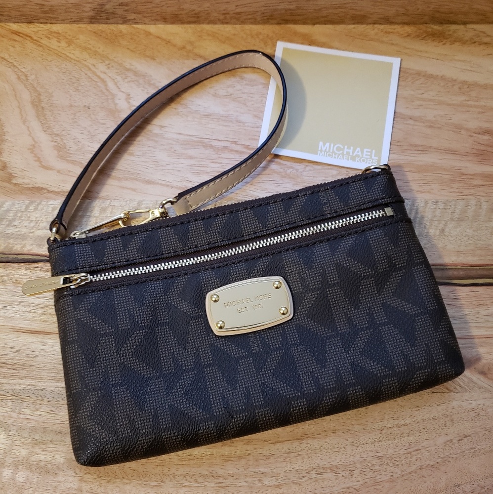 Michael Kors Wristlet